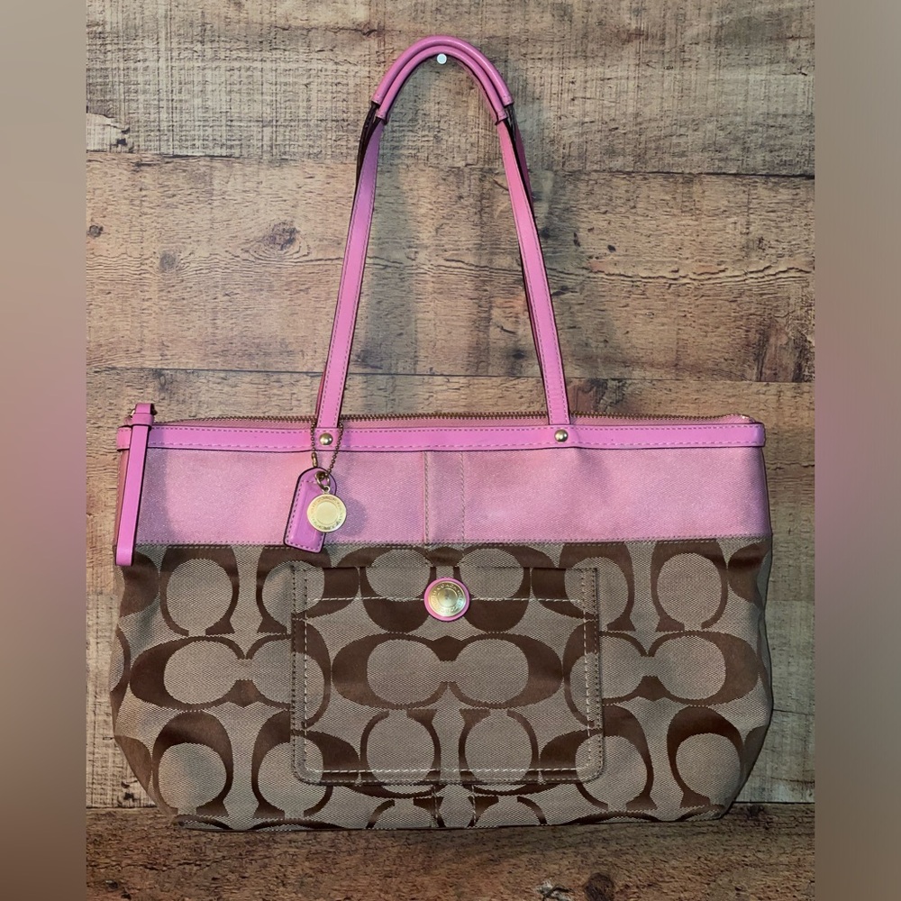 🔥 SOLD🔥Coach Signature Pink shoulder bag - Picture 4 of 10
